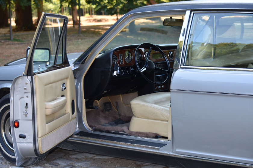 1983 Rolls-Royce Silver Spur avec séparation  No reserve