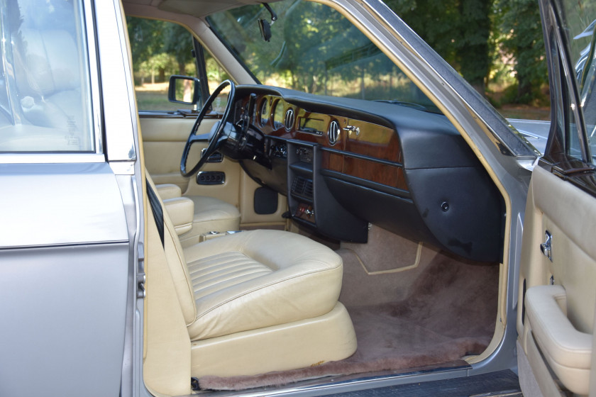 1983 Rolls-Royce Silver Spur avec séparation  No reserve