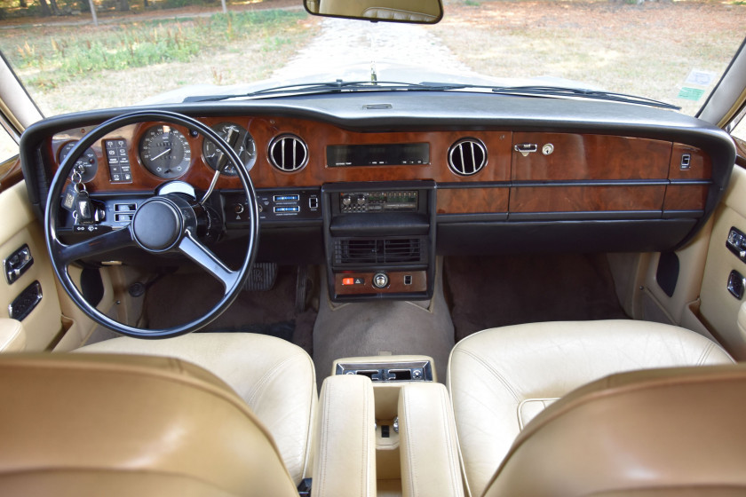 1983 Rolls-Royce Silver Spur avec séparation  No reserve