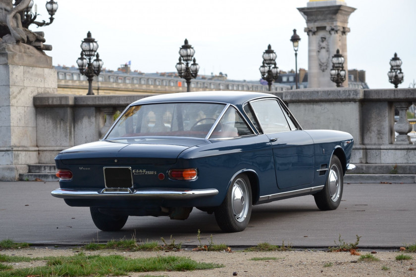 1964 Fiat 2300S par Ghia