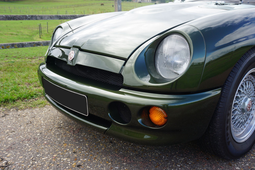 1996 MG R V8