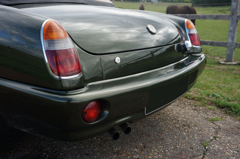 1996 MG R V8