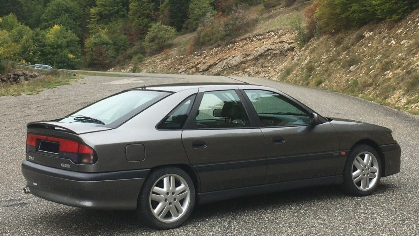 1996 Renault Safrane Biturbo  No reserve