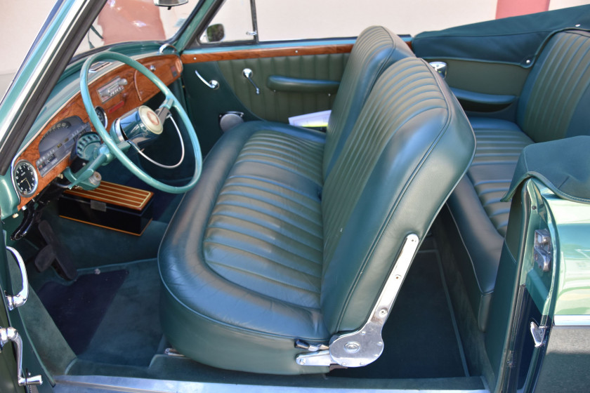 1959 Renault Frégate Cabriolet par Chapron