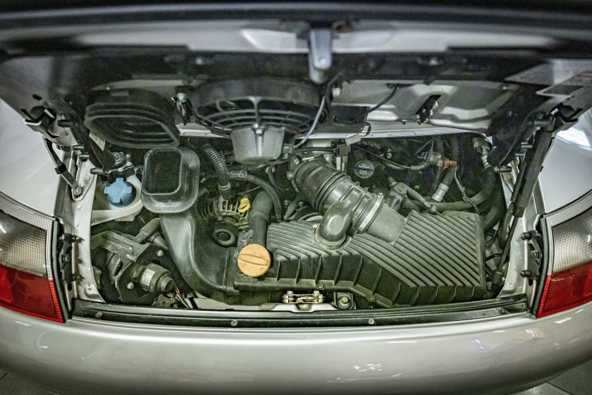 2000 Porsche 996 Carrera 3.4 Tiptronic  No reserve
