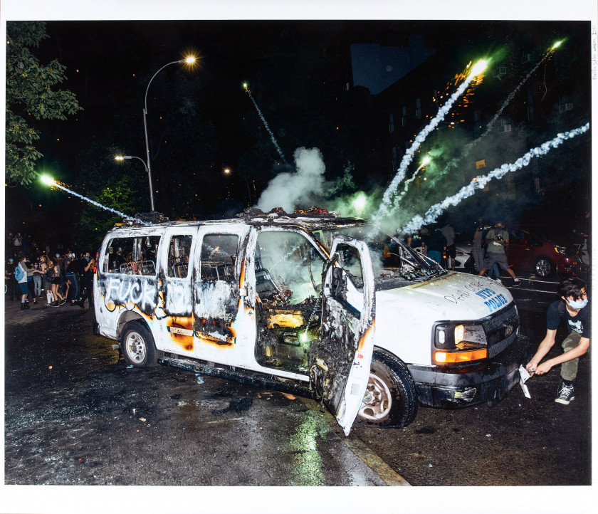 Malike SIDIBÉ (Ivoirien - Né en 1997) George Floyd Protest, 2020 (tirage édité en 2021) Tirage jet d'encre