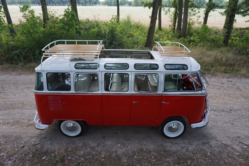 1974 VW Combi T1 1600 modifié " Samba " 23 fenêtres