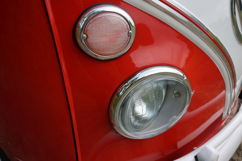 1974 VW Combi T1 1600 modifié " Samba " 23 fenêtres