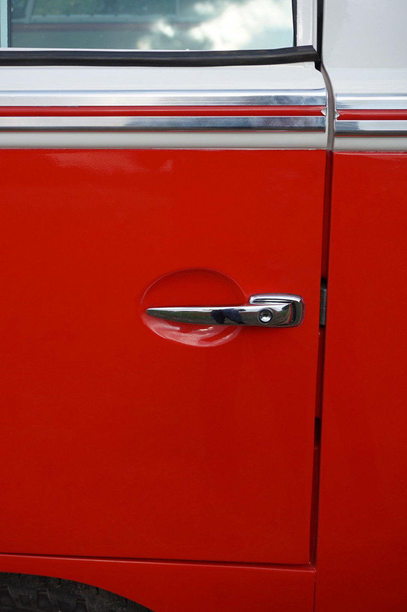 1974 VW Combi T1 1600 modifié " Samba " 23 fenêtres
