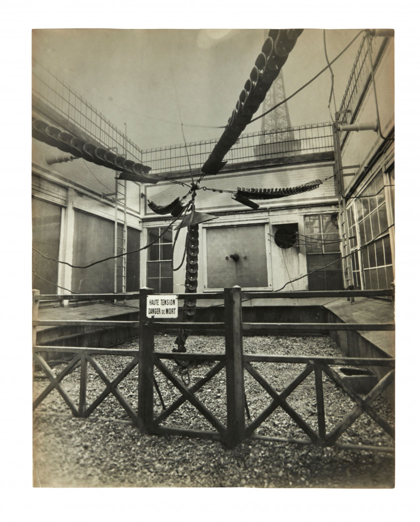 ANONYME  Institut du Radium - Paris - Circa 1934 Fernand Holweck et Pierre Lejay - Redresseur à vapeur de mercure pour alimentation...