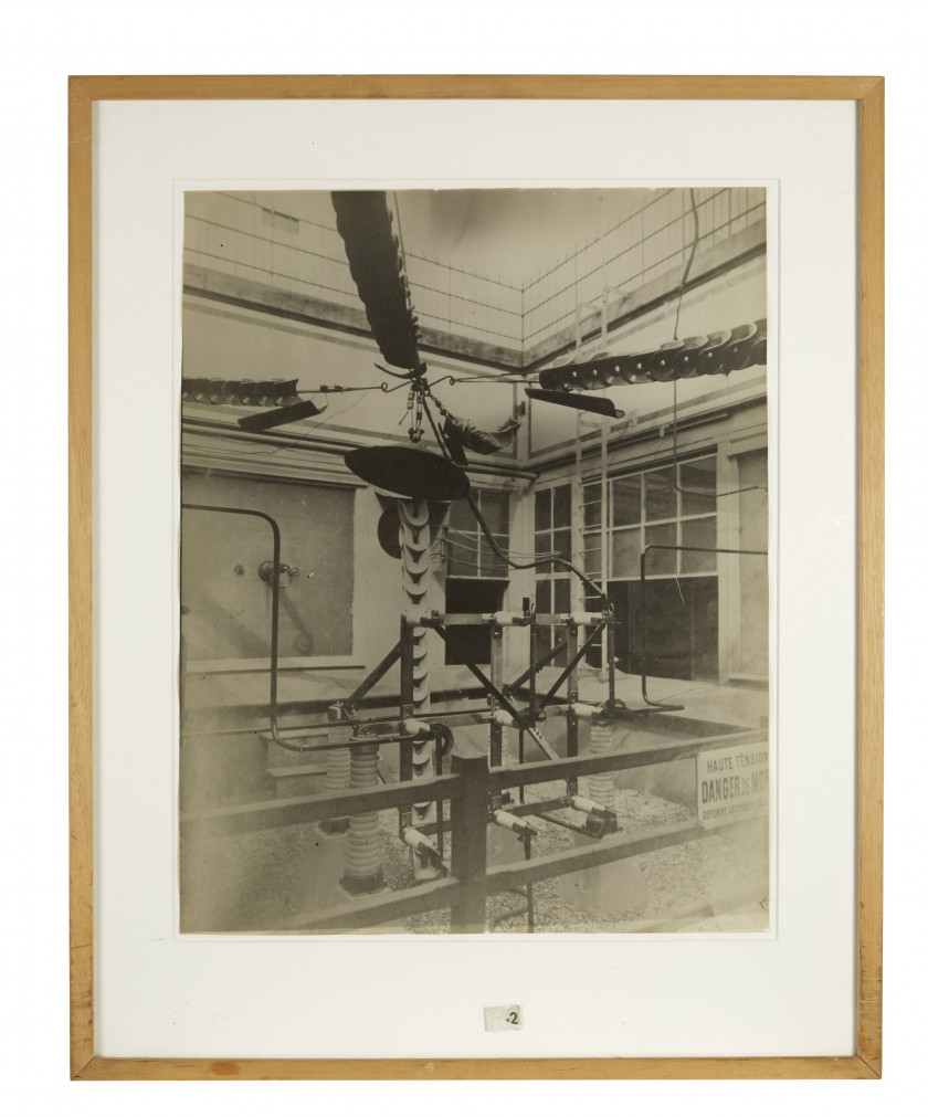 ANONYME  Institut du Radium - Paris - Circa 1934 Fernand Holweck et Pierre Lejay - Redresseur à vapeur de mercure pour alimentation...