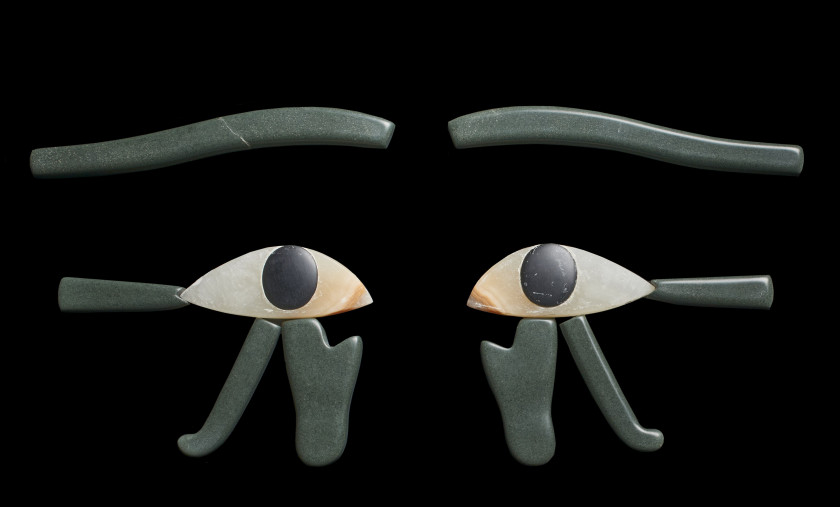 RARE PAIRE D'YEUX EN SCHISTE, ALBÂTRE ET OBSIDIENNE  Art égyptien, Ancien Empire, 2700 - 2200 av. J.-C.