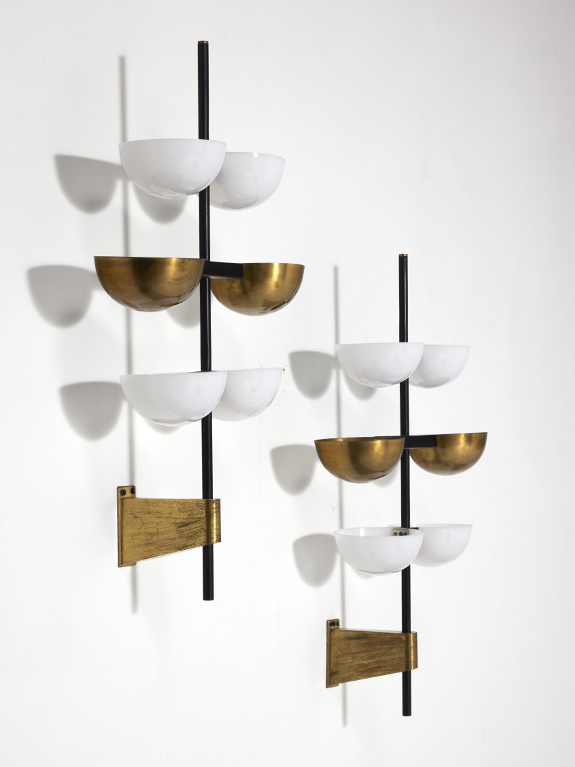 STILNOVO Éditeur  Paire d’appliques - circa 1950