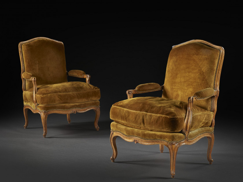 PAIRE DE FAUTEUILS À LA REINE D'ÉPOQUE LOUIS XV Estampille de Jean Nicolas Blanchard