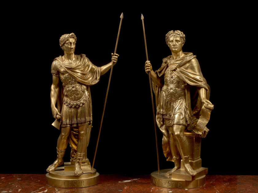 France ou Italie, vers 1900, dans le goût de l'Antique César et Auguste Paire de figures en bronze doré