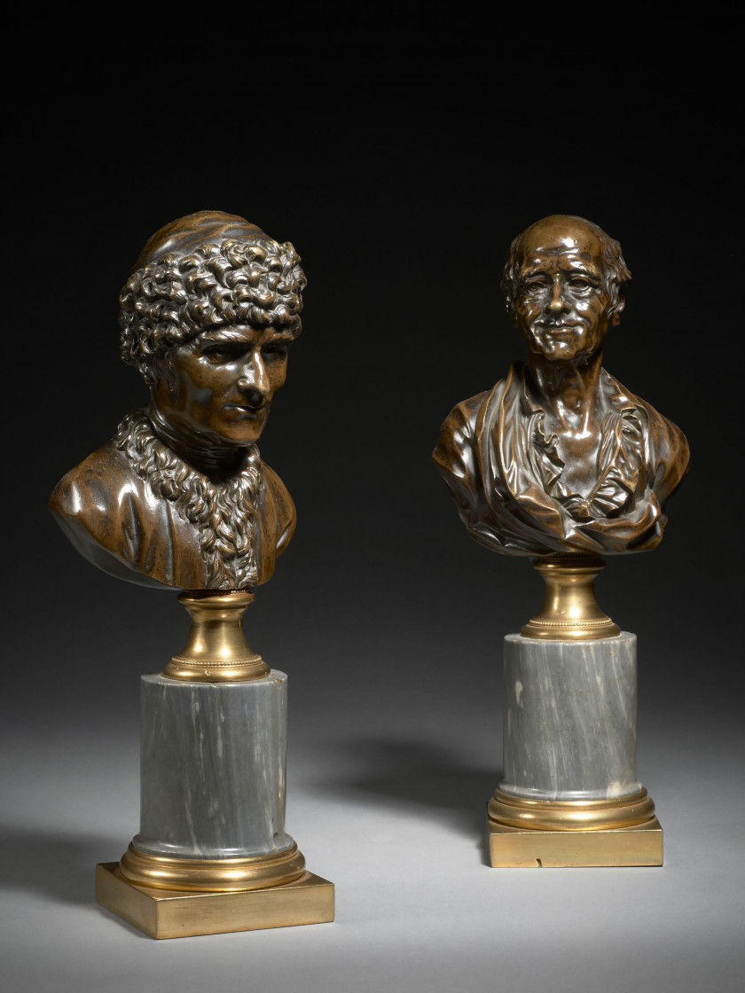 France, fin du XVIIIe-début XIXe siècle Voltaire et Rousseau Paire de bustes en bronze