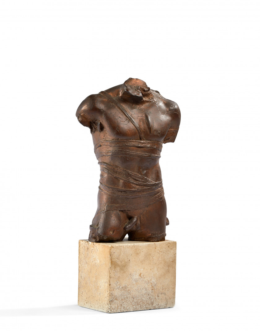 Igor MITORAJ (1944 - 2014) Grepol - 1978 Bronze à patine brune et marbre