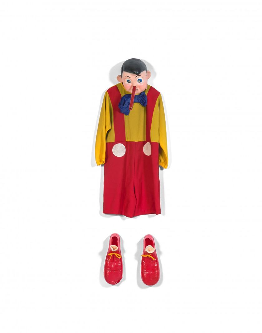 Paul McCARTHY (Né en 1945) Pinocchio Pipenose Householddilemma - 1994 Tenue de Pinocchio (costume, masque, chaussures, chaussettes,...