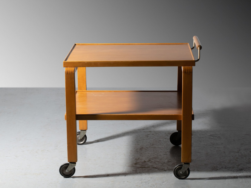 Alvar AALTO 1898 - 1976 Desserte mod. 99 – circa 1950