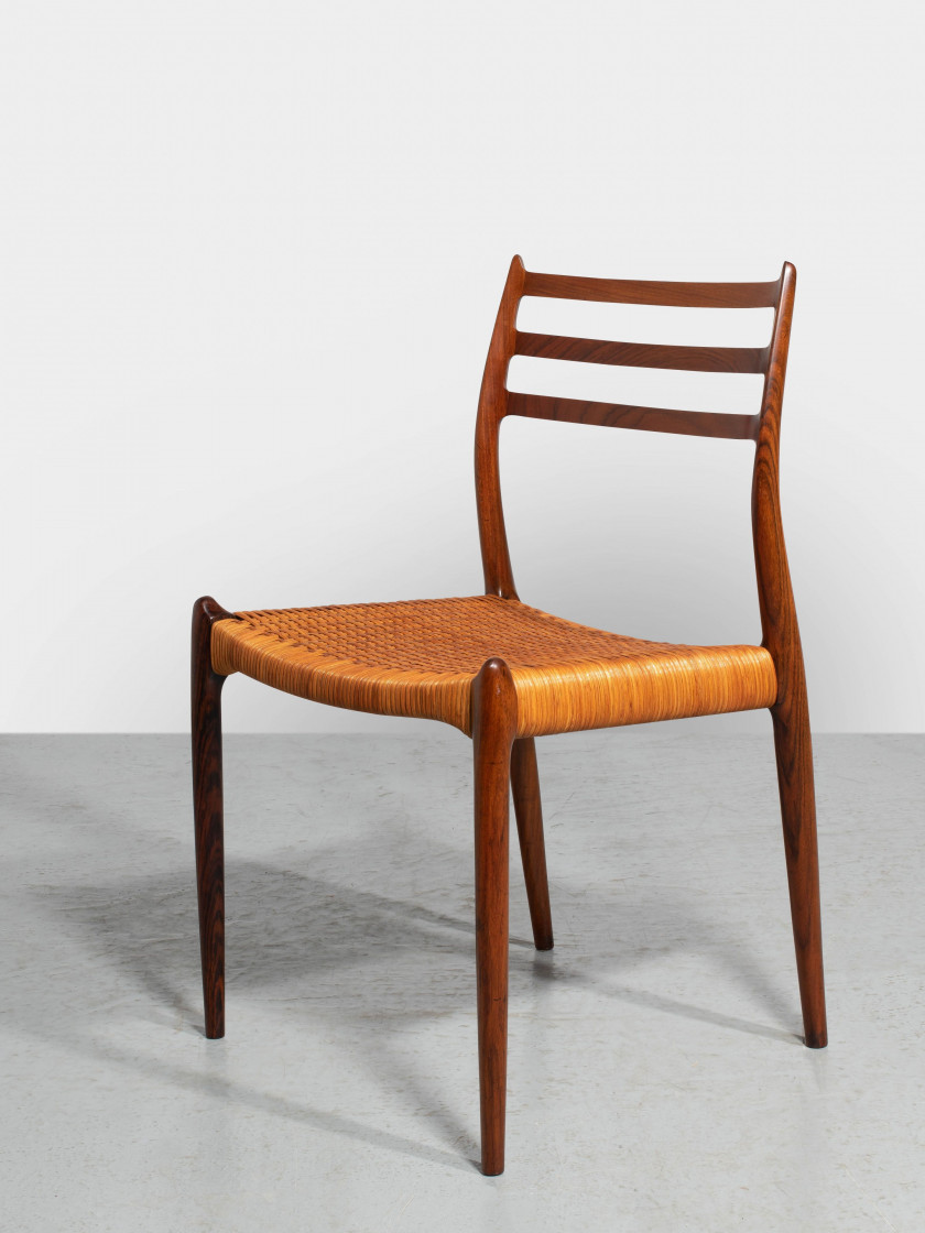 Niels Otto MØLLER 1920 -1982 Suite de douze chaises mod. 78 – 1976