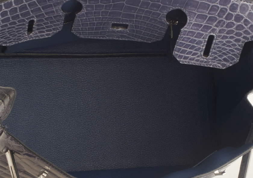 HERMÈS 2010  Sac BIRKIN 30 Crocodile du Nil lisse Bleu Brighton (Crocodylus niloticus) II/B Garniture métal argenté pallad...