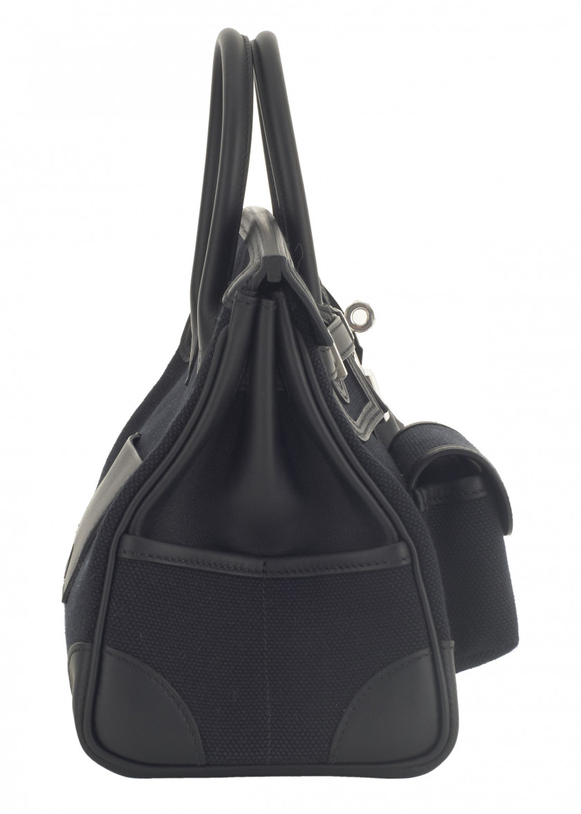 HERMÈS Édition Limitée 2022  Sac BIRKIN CARGO 25 Veau Swift et toile noir Garniture métal argenté palladié  BIRKIN C...