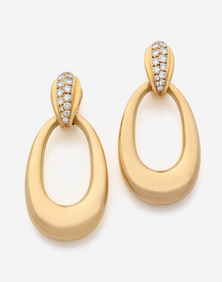 CARTIER  Paire de pendants d'oreilles