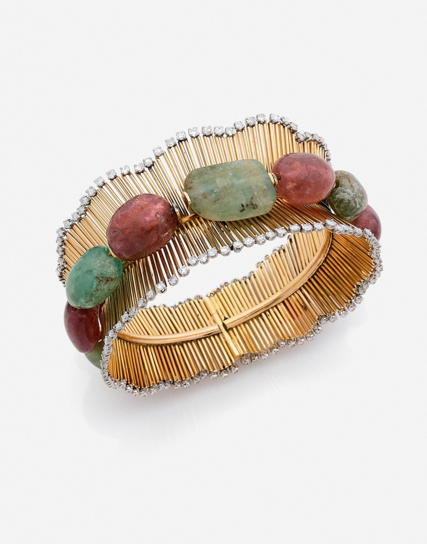 BOUCHERON (Monture)  Bracelet rigide ouvrant