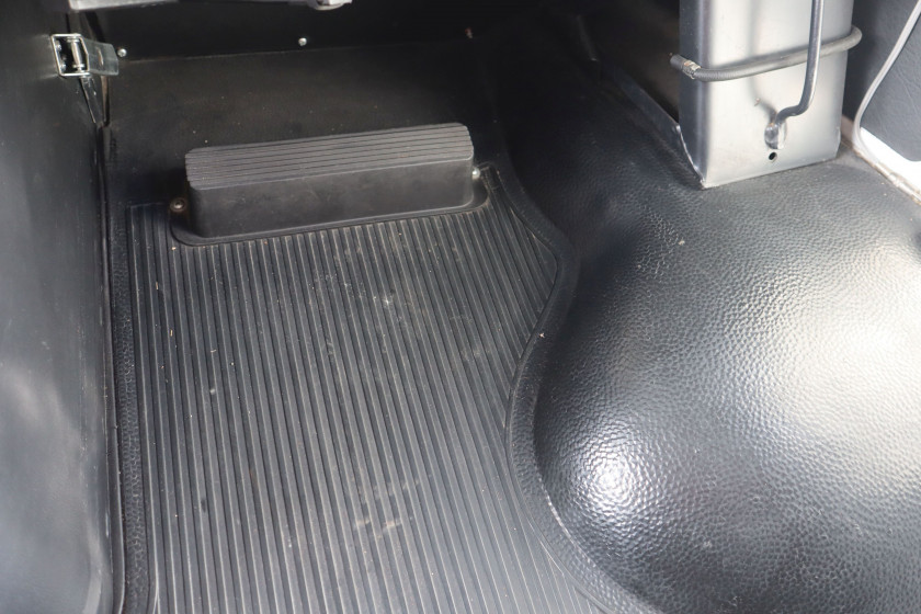 1977 Mercedes-Benz 508D Camping-Car par Notin  No reserve