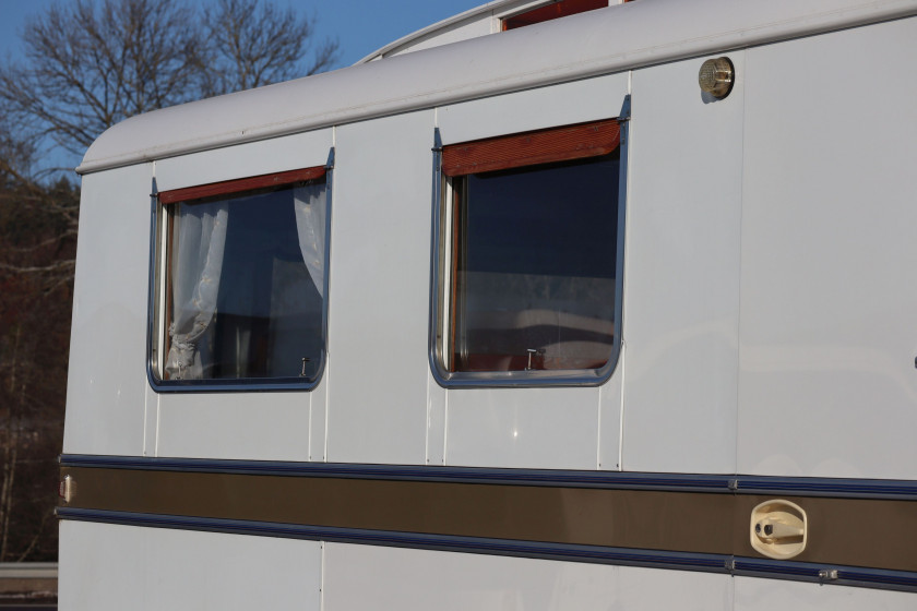 1977 Mercedes-Benz 508D Camping-Car par Notin  No reserve