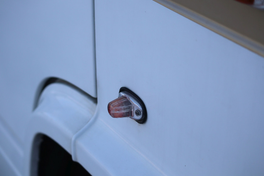 1977 Mercedes-Benz 508D Camping-Car par Notin  No reserve