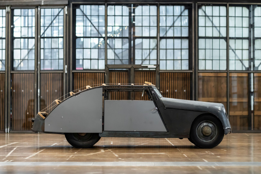 1933 Röhr "Tatzelwurm"  No reserve