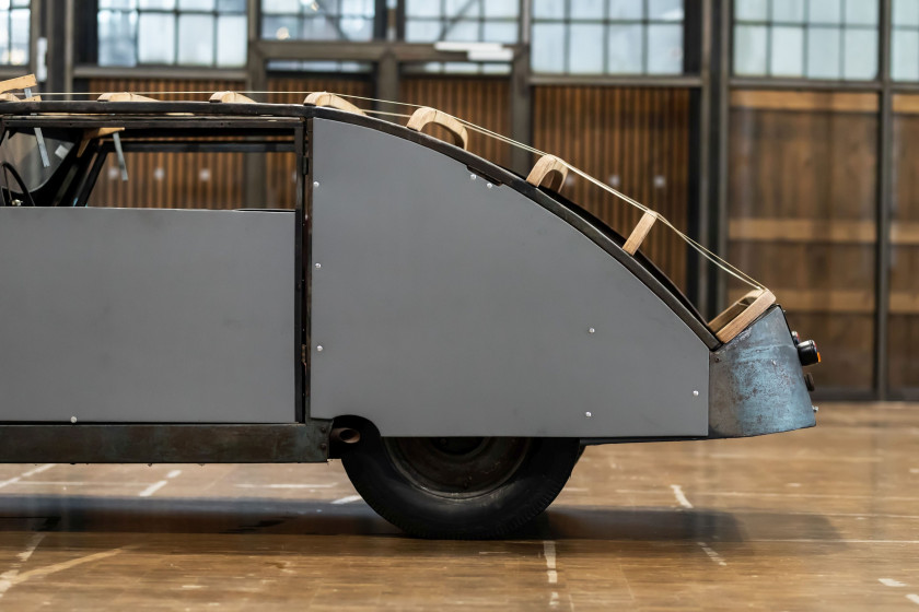 1933 Röhr "Tatzelwurm"  No reserve