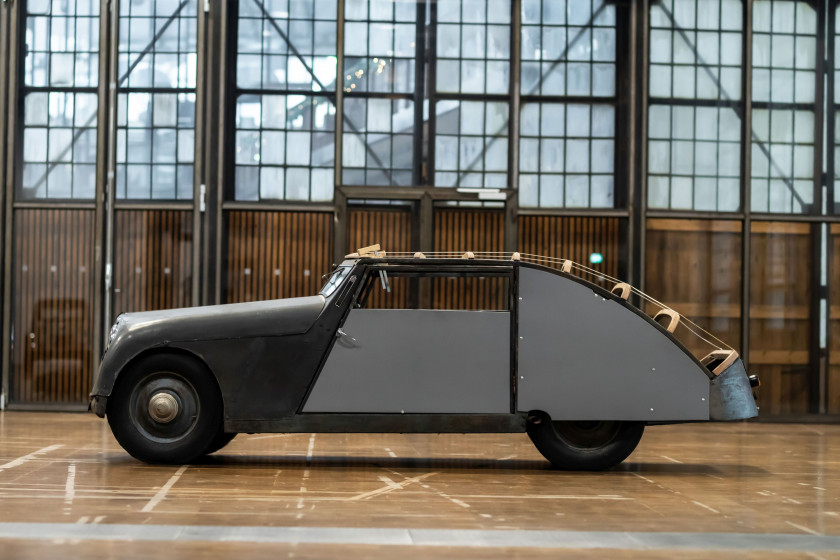 1933 Röhr "Tatzelwurm"  No reserve