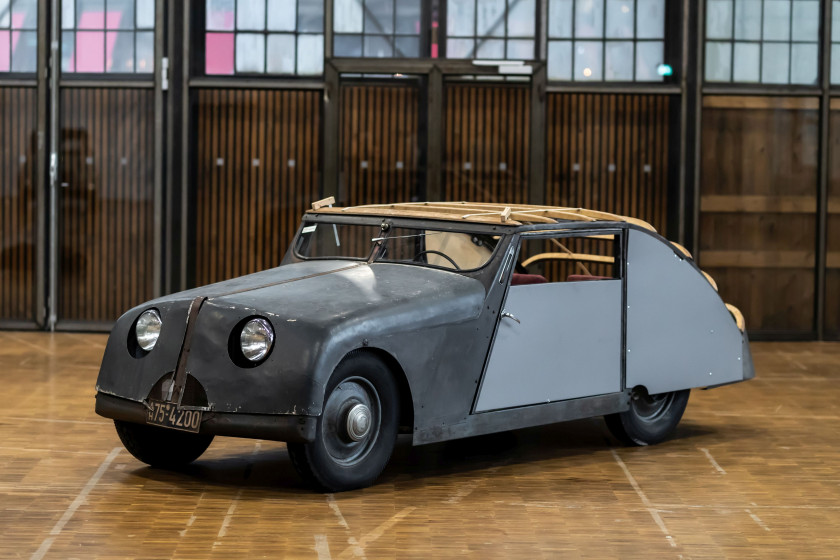 1933 Röhr "Tatzelwurm"  No reserve