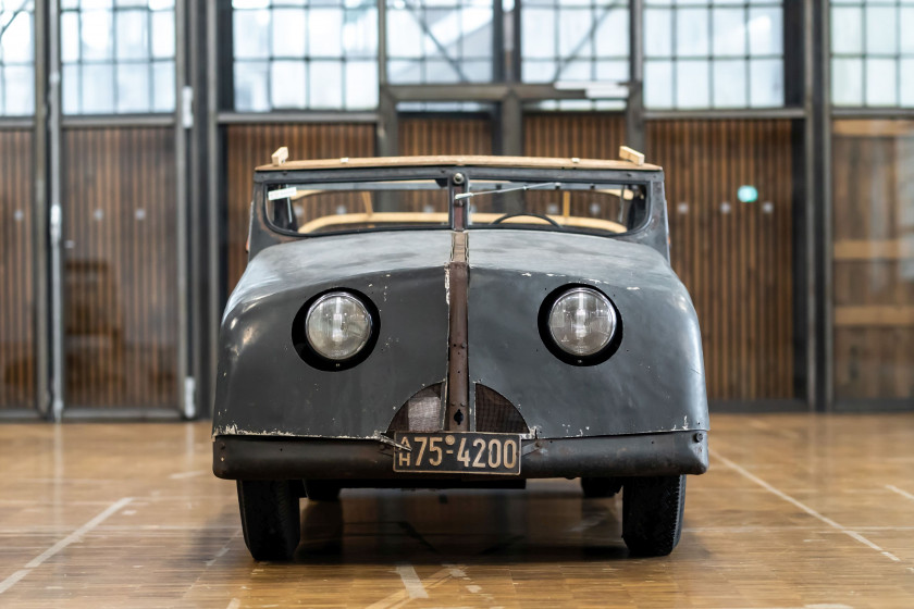 1933 Röhr "Tatzelwurm"  No reserve