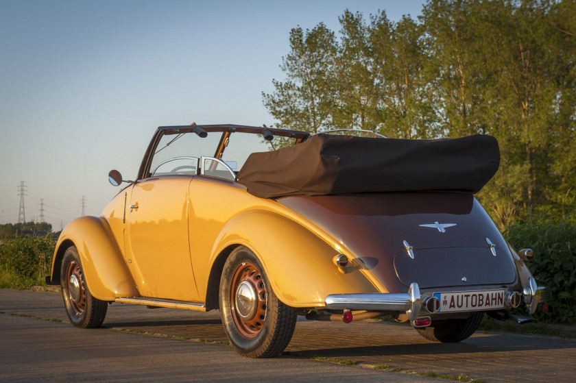 1938 Adler 2.5 L Type 10 Cabriolet par Karmann