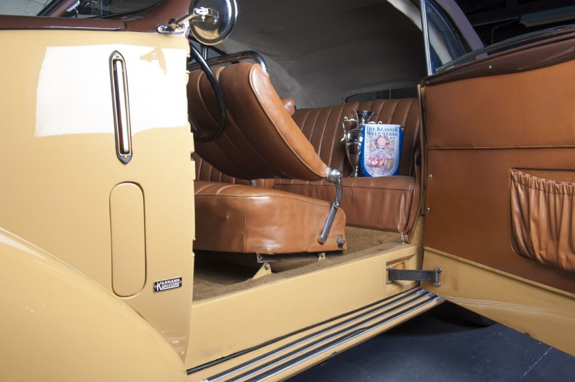 1938 Adler 2.5 L Type 10 Cabriolet par Karmann
