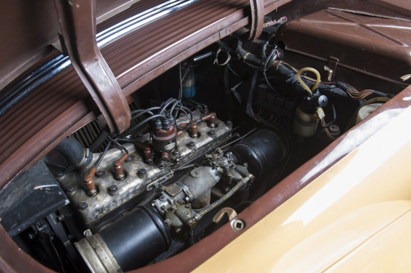 1938 Adler 2.5 L Type 10 Cabriolet par Karmann