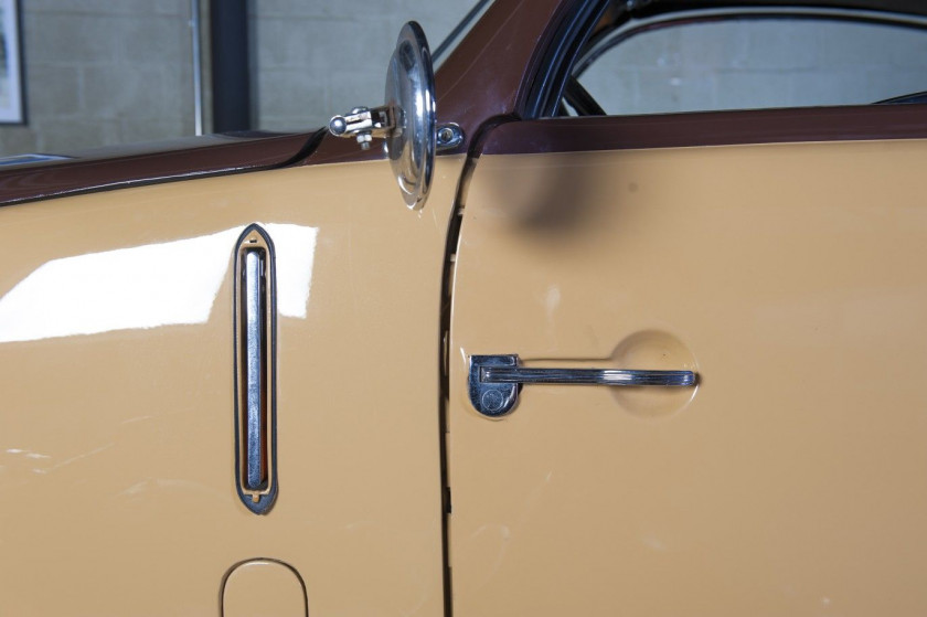 1938 Adler 2.5 L Type 10 Cabriolet par Karmann