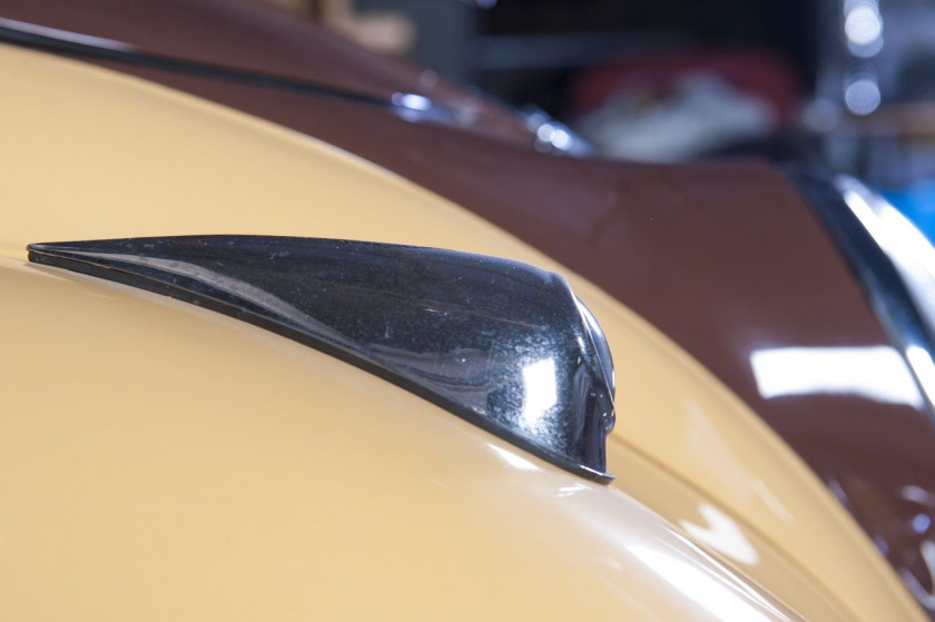 1938 Adler 2.5 L Type 10 Cabriolet par Karmann