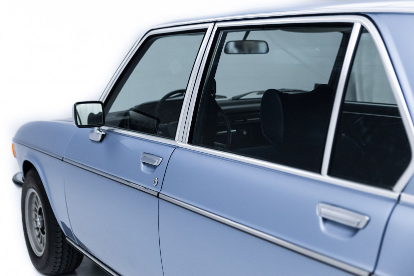1975 BMW 2.8L E3 berline  No reserve