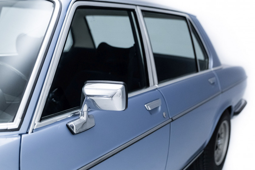 1975 BMW 2.8L E3 berline  No reserve