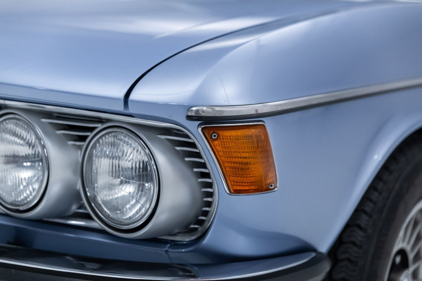 1975 BMW 2.8L E3 berline  No reserve