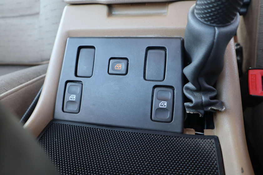 1997 Land Rover Discovery 300 TDi Camel Trophy Mongolie  No reserve