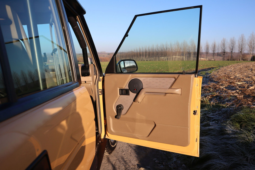 1997 Land Rover Discovery 300 TDi Camel Trophy Mongolie  No reserve