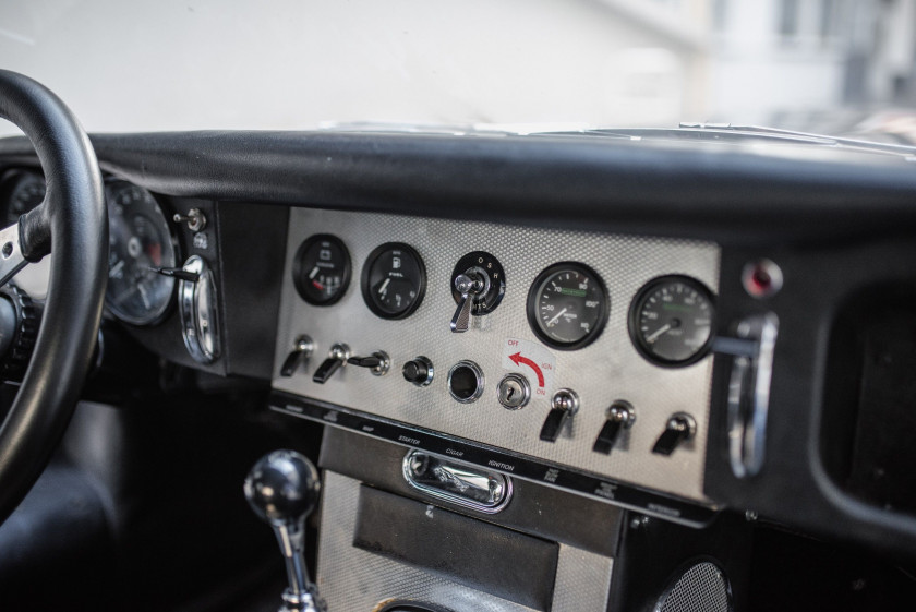 1963 Jaguar Type E Série 1 3,8L coupé préparation "lightweight"