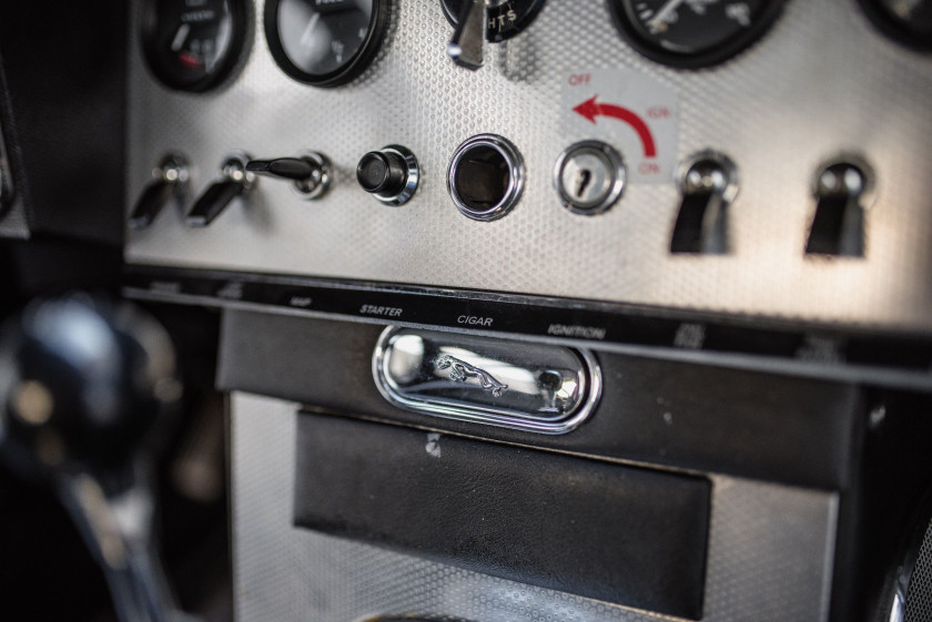 1963 Jaguar Type E Série 1 3,8L coupé préparation "lightweight"