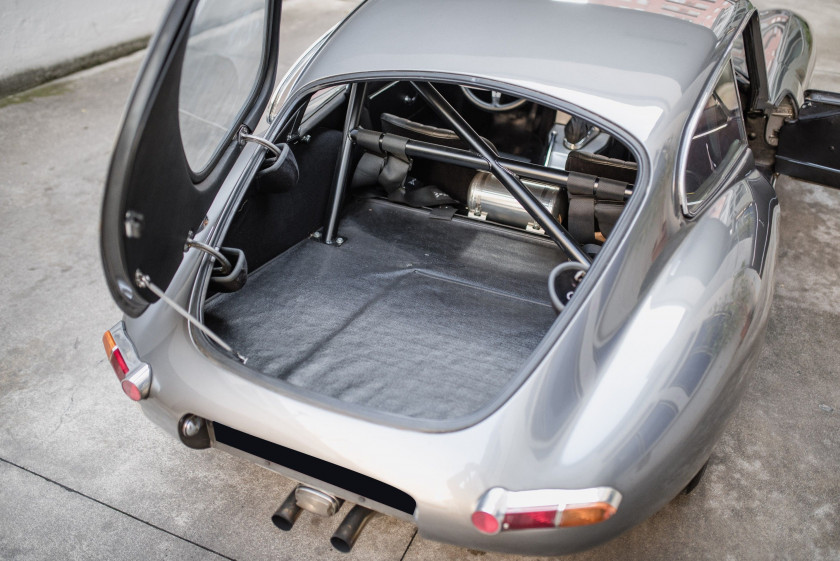 1963 Jaguar Type E Série 1 3,8L coupé préparation "lightweight"