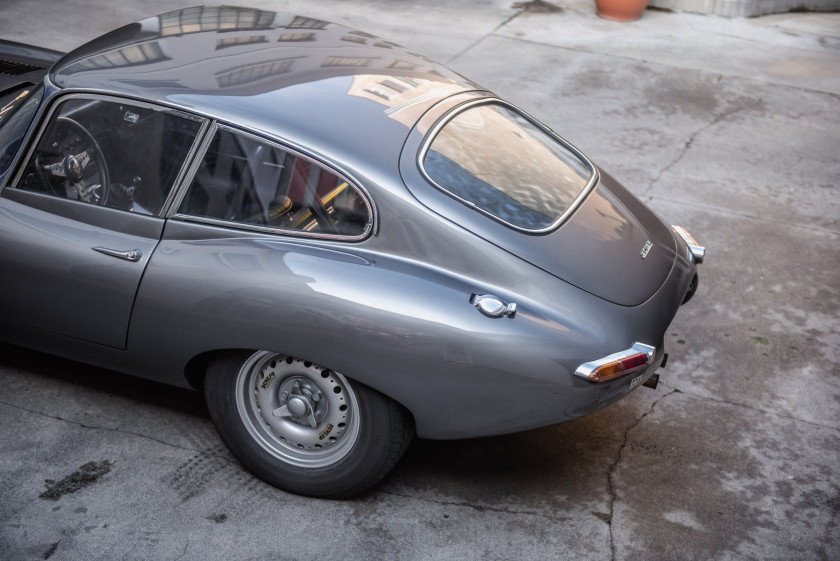 1963 Jaguar Type E Série 1 3,8L coupé préparation "lightweight"